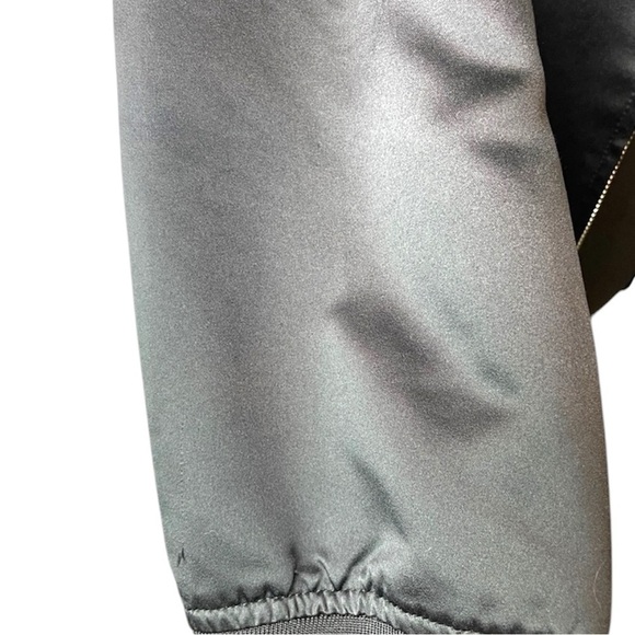 Trendiano Satin Black Zip Up Embroidered cardinal Red bird respect nature - Picture 13 of 14